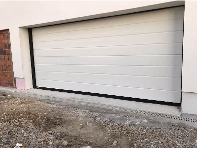 Porte automatike per garazh me hapje nga lart Porte automatike per garazh me hapje nga lart